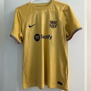 NIKE WOMEN'S FC BARCELONA 2022/23 AWAY JERSEY CLUB GOLD/OBSIDIAN Size Large